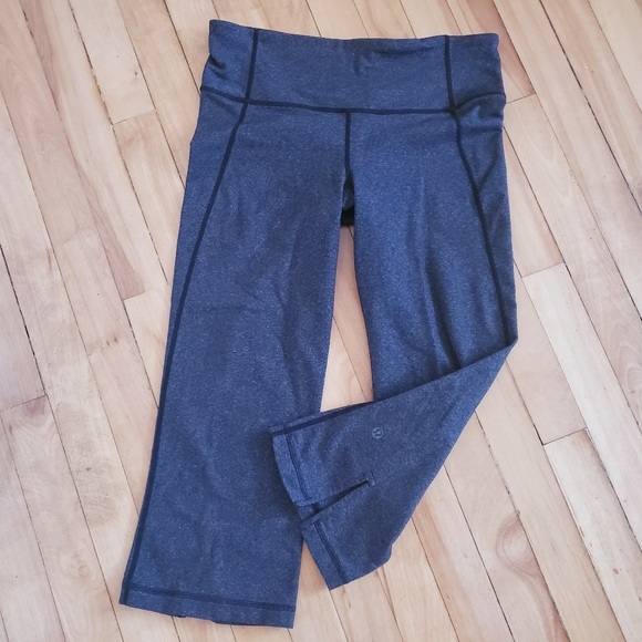 Lululemon Gather and Crow Crop Legging - Heathered Gray 8 - Picture 12 of 12
